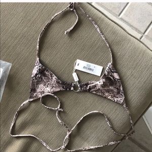 THSI ITEM IS ON HOLD AND NOT AVAILABLE TO BUY